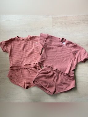 T shirt/short set x2